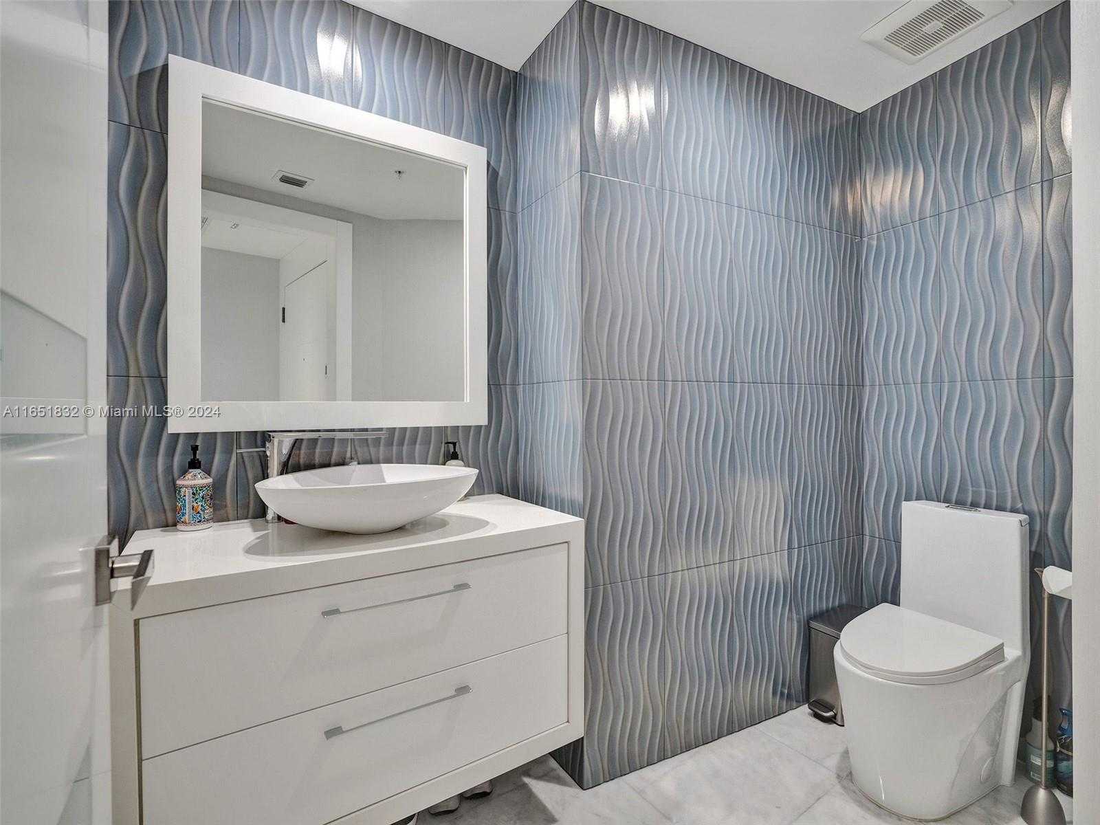 Small Image of 18201 COLLINS AVE #1204, Sunny Isles Beach Number 9