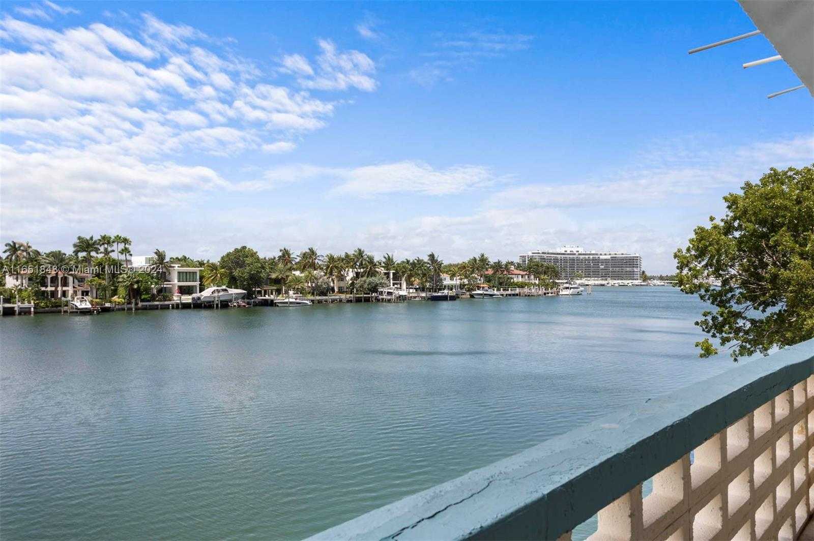 Small Image of 6484 INDIAN CREEK DR #226, Miami Beach Number 12