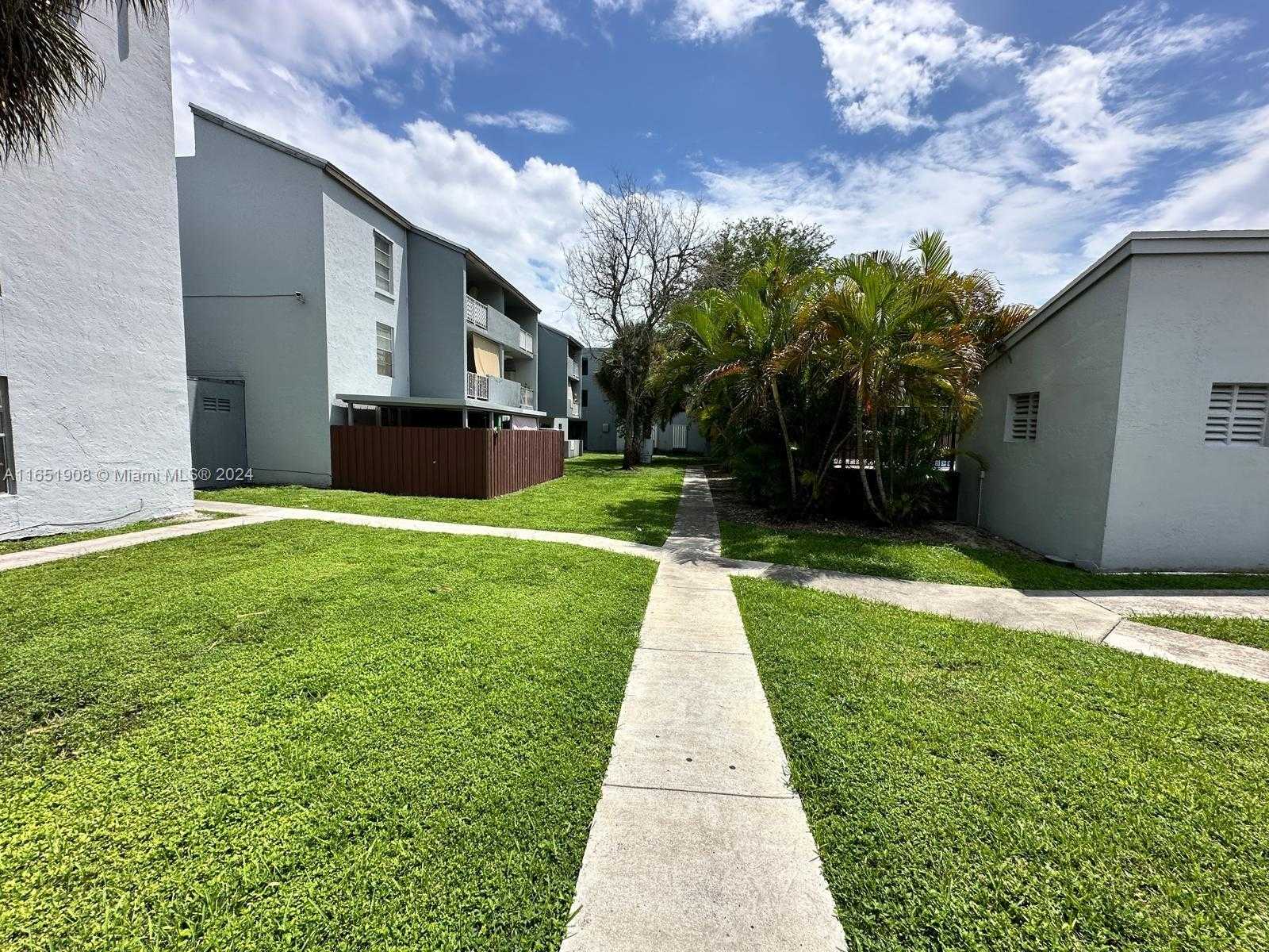 Small Image of 1725 WEST 60TH ST #F307, Hialeah Number 15