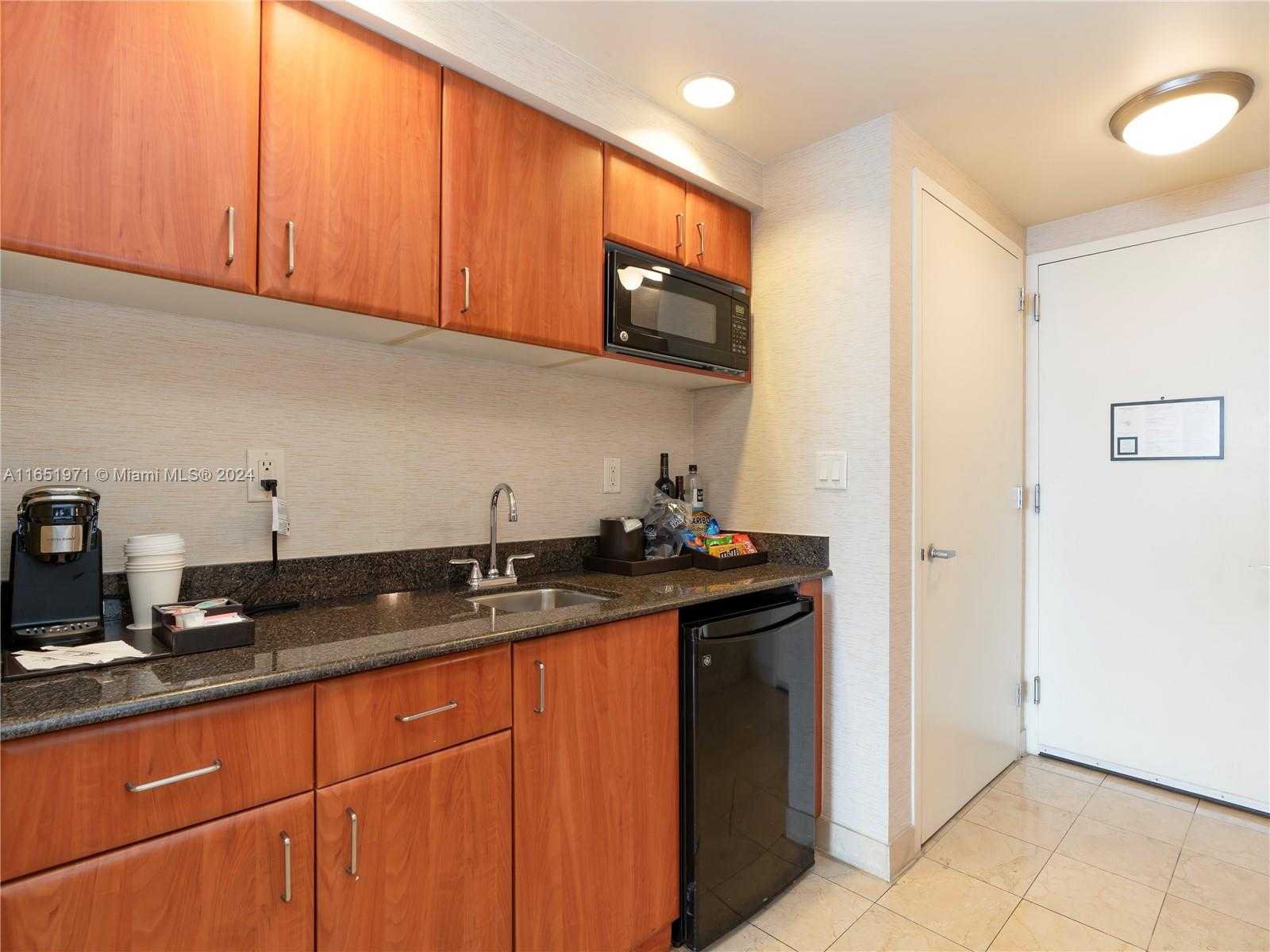Small Image of 18001 COLLINS AVE #1202, Sunny Isles Beach Number 15