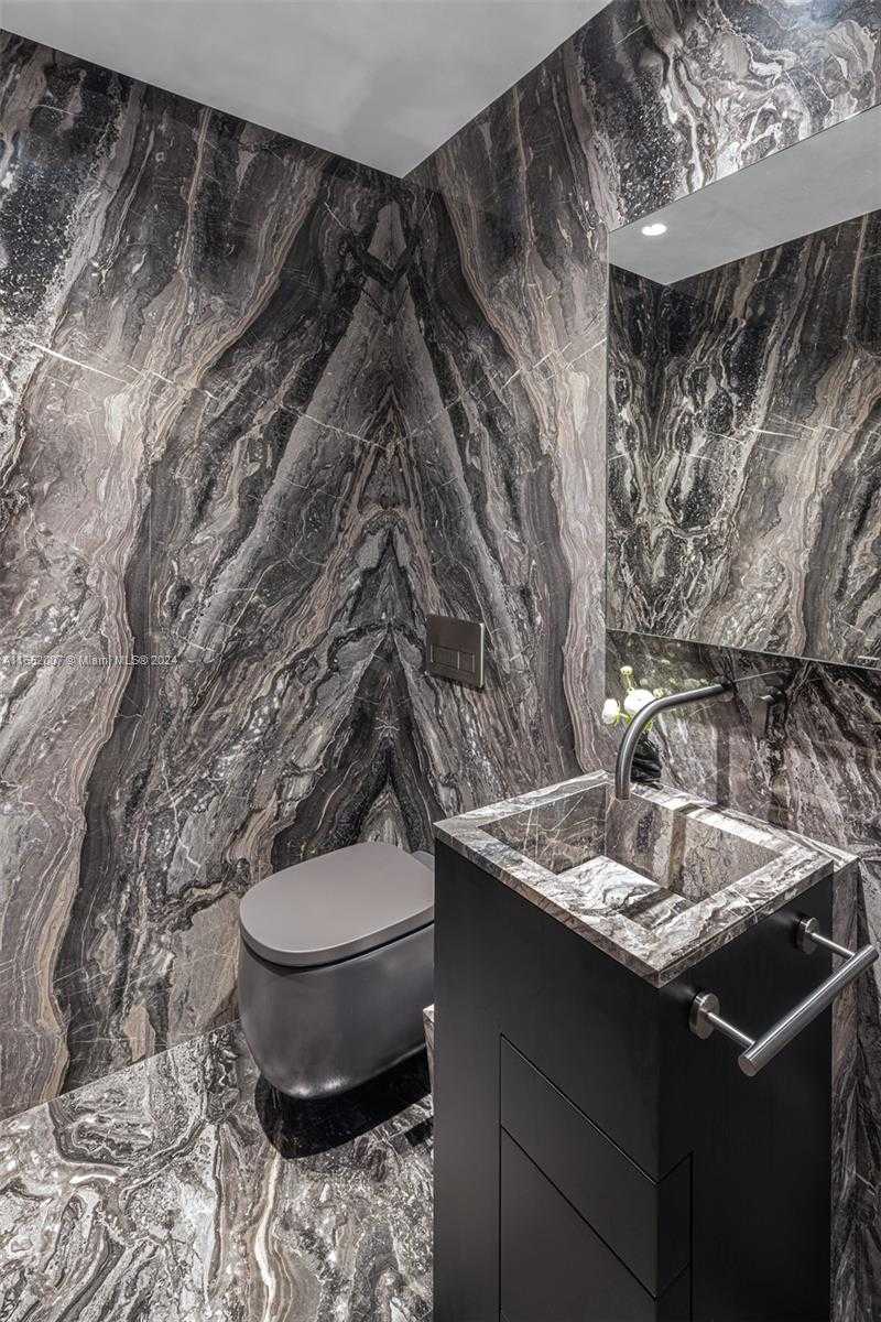 Small Image of 10203 COLLINS AVE #701, Bal Harbour Number 23