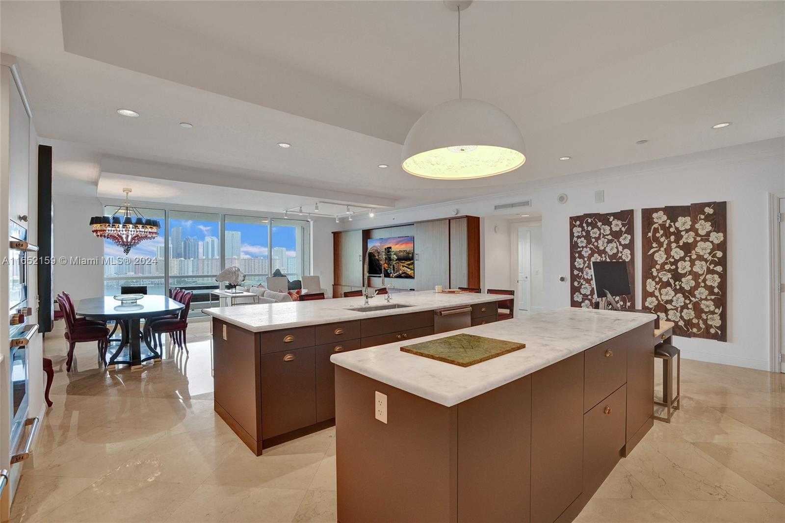 Small Image of 6000 ISLAND BLVD #1707, Aventura Number 13