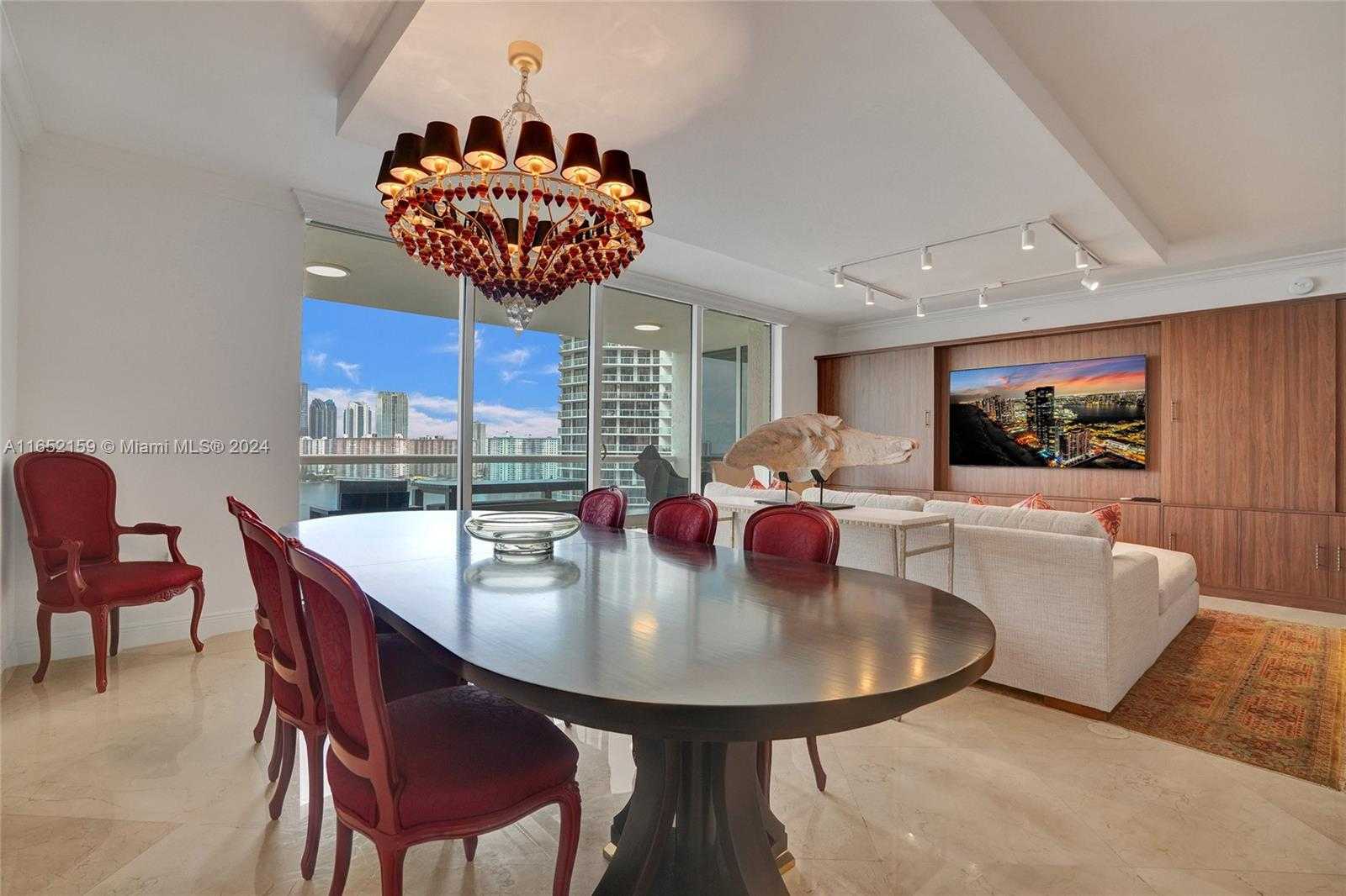 Small Image of 6000 ISLAND BLVD #1707, Aventura Number 14