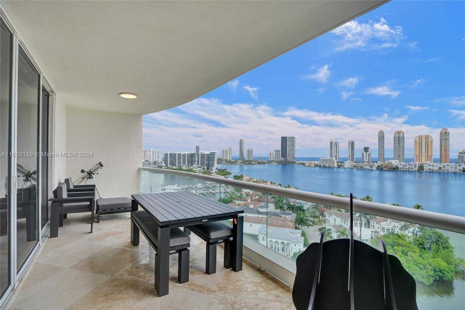 Small Image of 6000 ISLAND BLVD #1707, Aventura Number 3