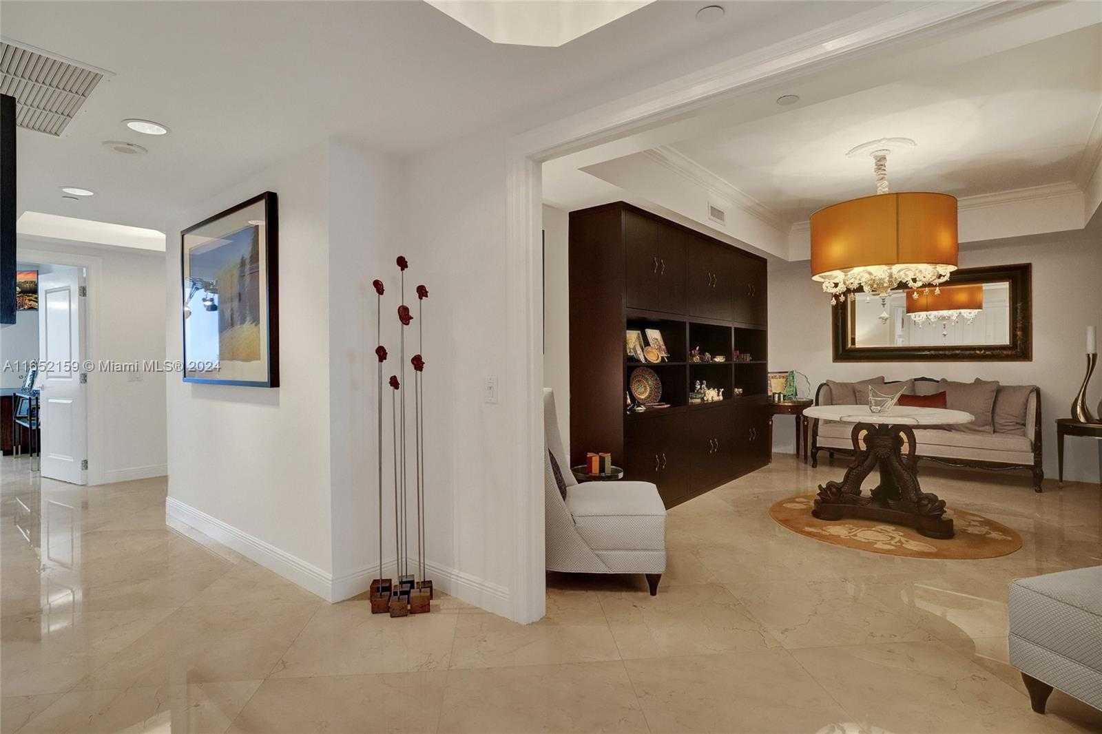 Small Image of 6000 ISLAND BLVD #1707, Aventura Number 34