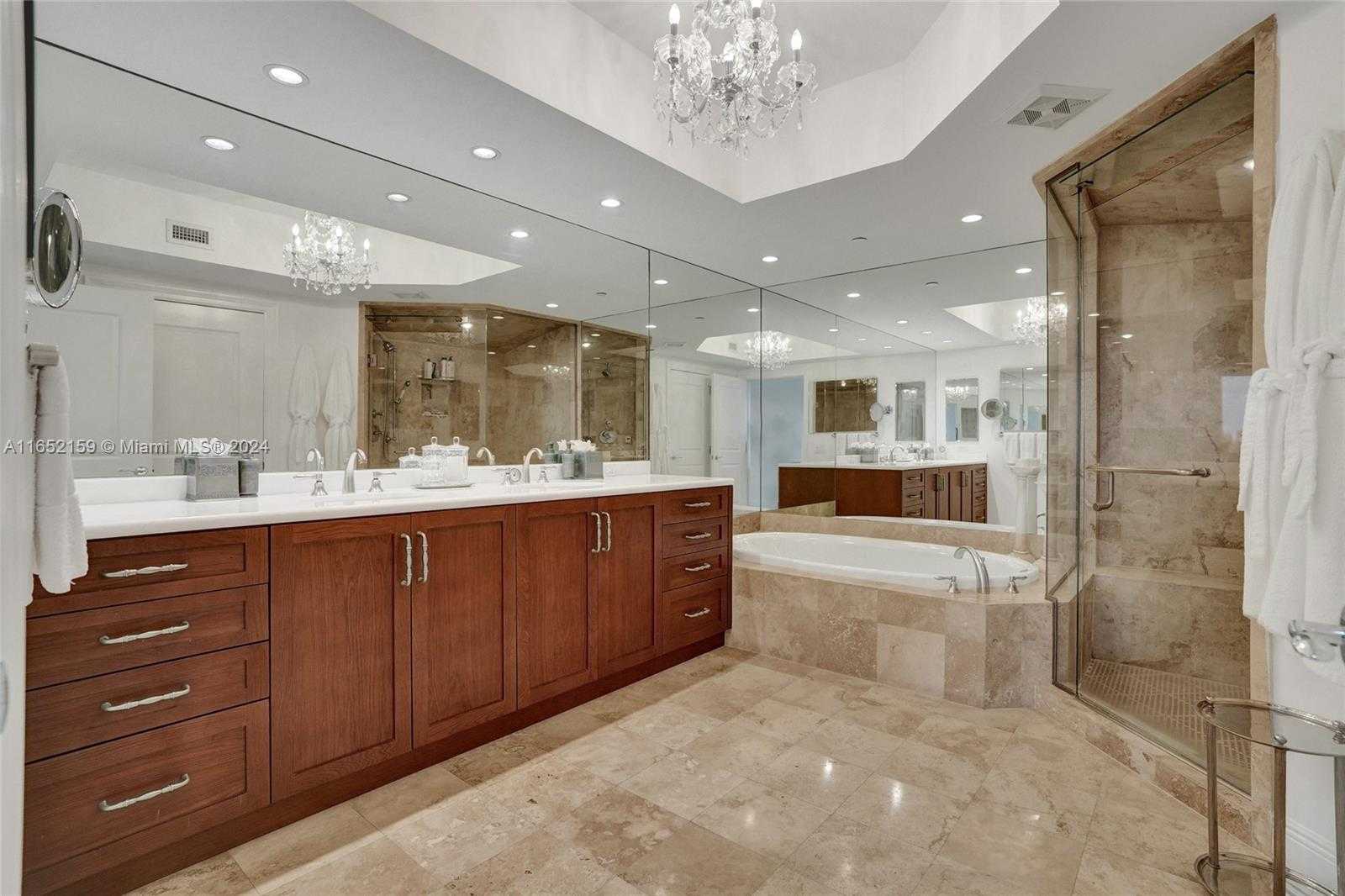 Small Image of 6000 ISLAND BLVD #1707, Aventura Number 36