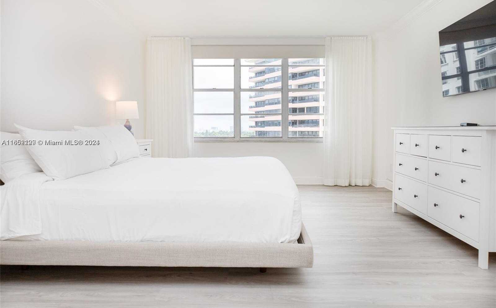 Small Image of 5161 COLLINS AVE #812, Miami Beach Number 28