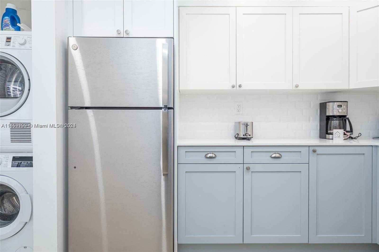 Small Image of 5161 COLLINS AVE #812, Miami Beach Number 46