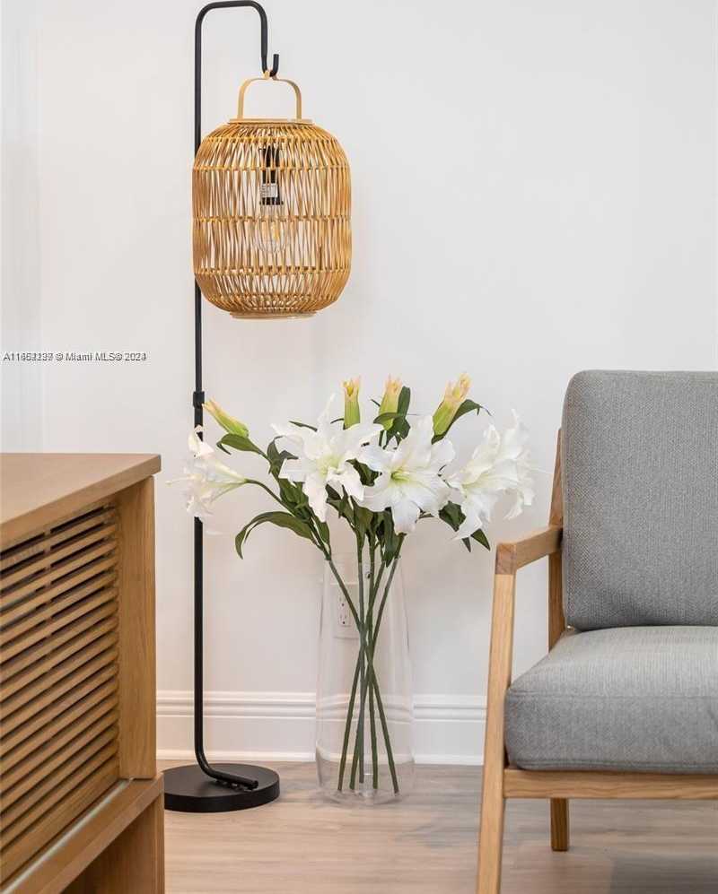 Small Image of 5161 COLLINS AVE #812, Miami Beach Number 49