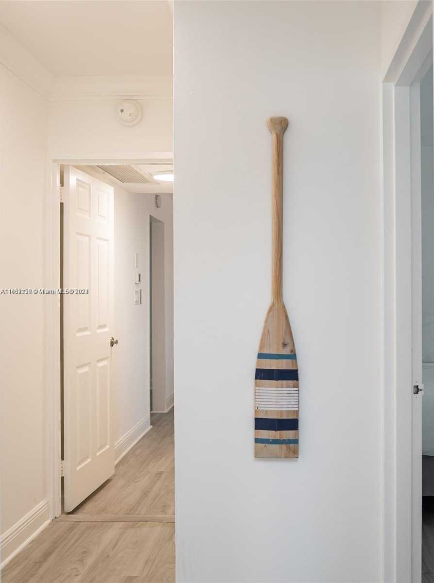 Small Image of 5161 COLLINS AVE #812, Miami Beach Number 55