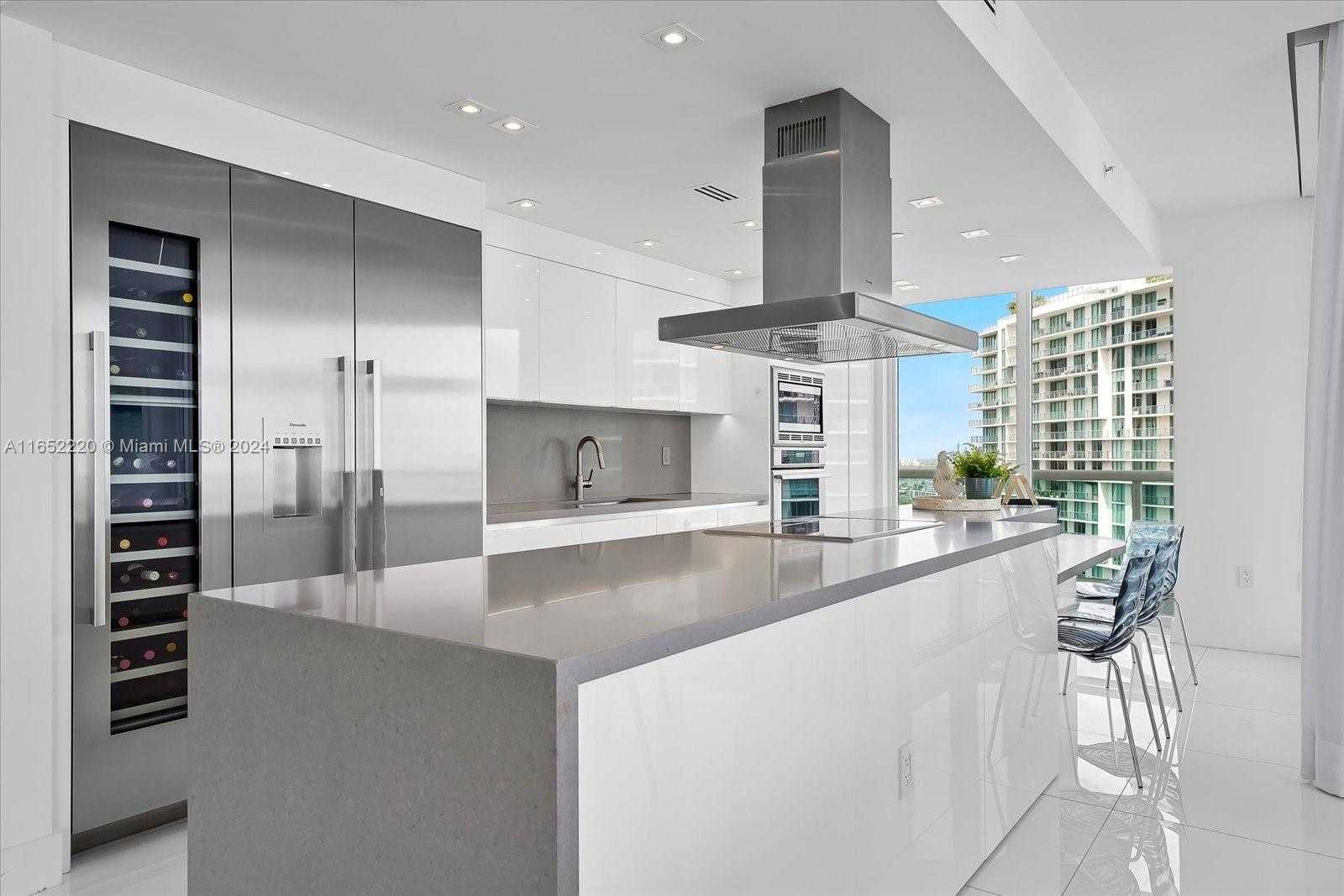 Small Image of 16500 COLLINS AVE #2451, Sunny Isles Beach Number 14
