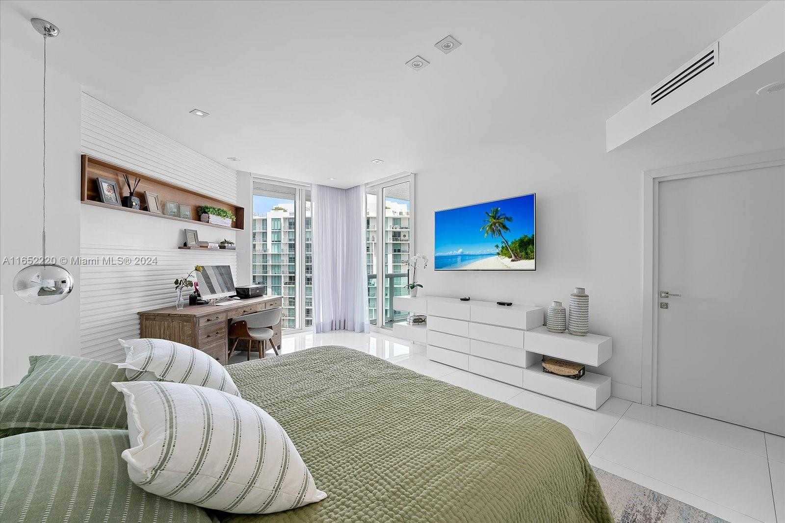 Small Image of 16500 COLLINS AVE #2451, Sunny Isles Beach Number 22