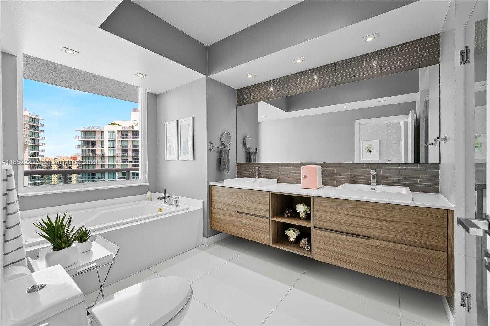 Small Image of 16500 COLLINS AVE #2451, Sunny Isles Beach Number 24
