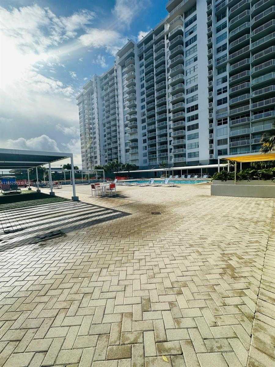Small Image of 18031 BISCAYNE BLVD #1204, Aventura Number 38