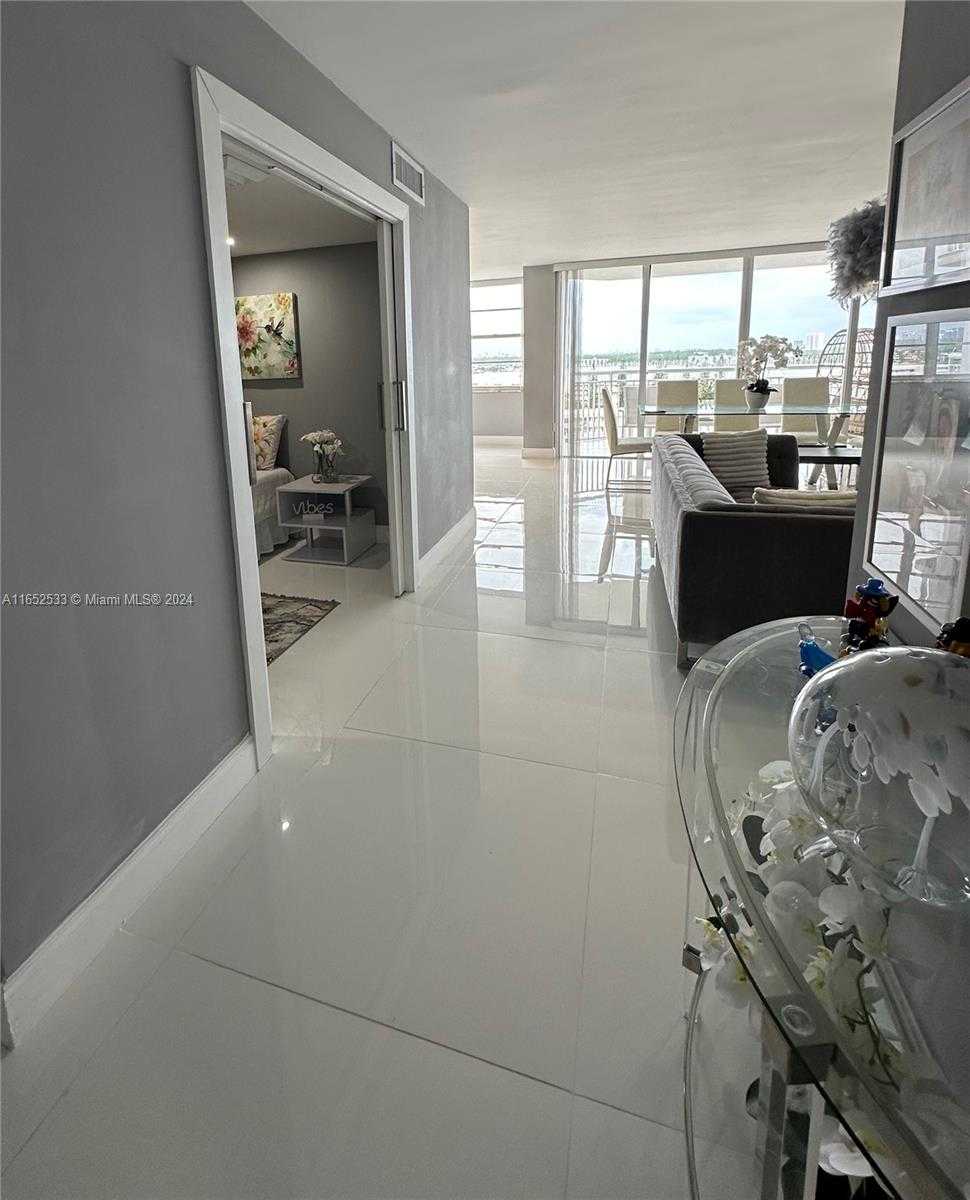 Small Image of 18031 BISCAYNE BLVD #1204, Aventura Number 7