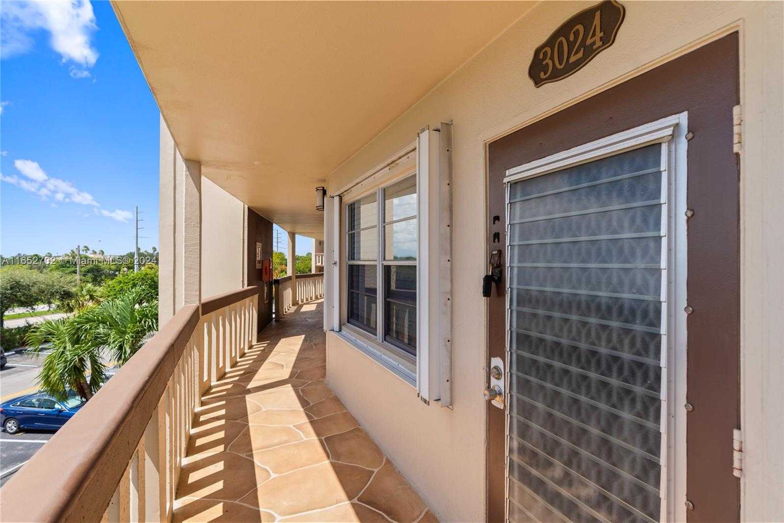 Small Image of 3024 FARNHAM O #3024, Deerfield Beach Number 26