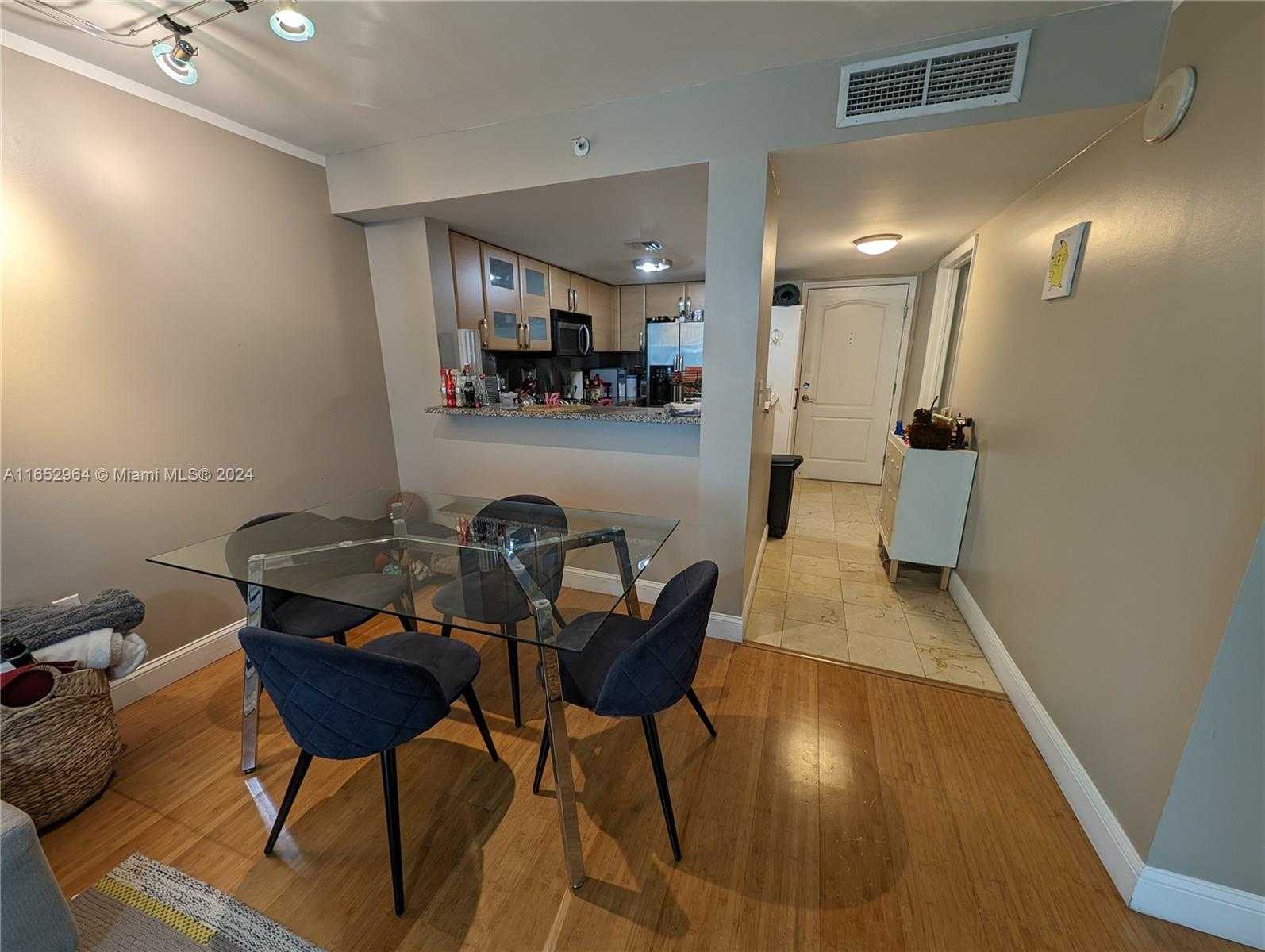 Small Image of 2101 BRICKELL AVE #508, Miami Number 7