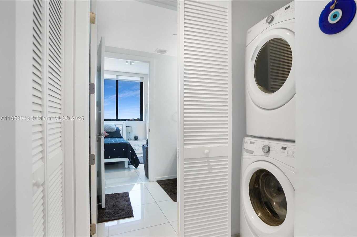 Small Image of 5300 PASEO BLVD #1611, Doral Number 10