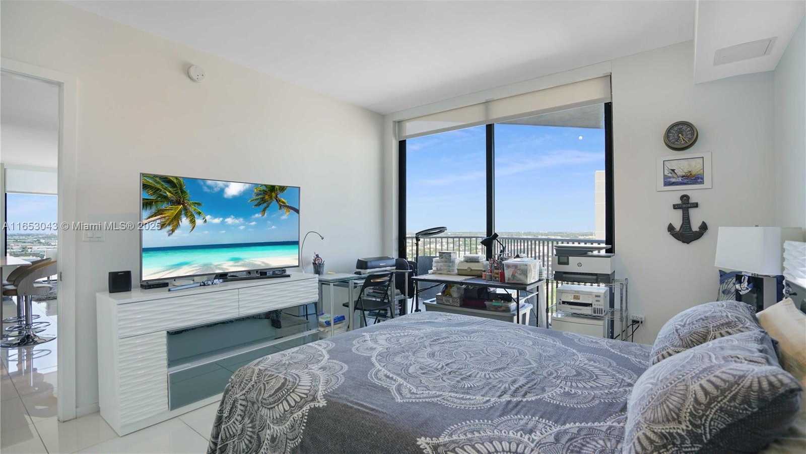 Small Image of 5300 PASEO BLVD #1611, Doral Number 12
