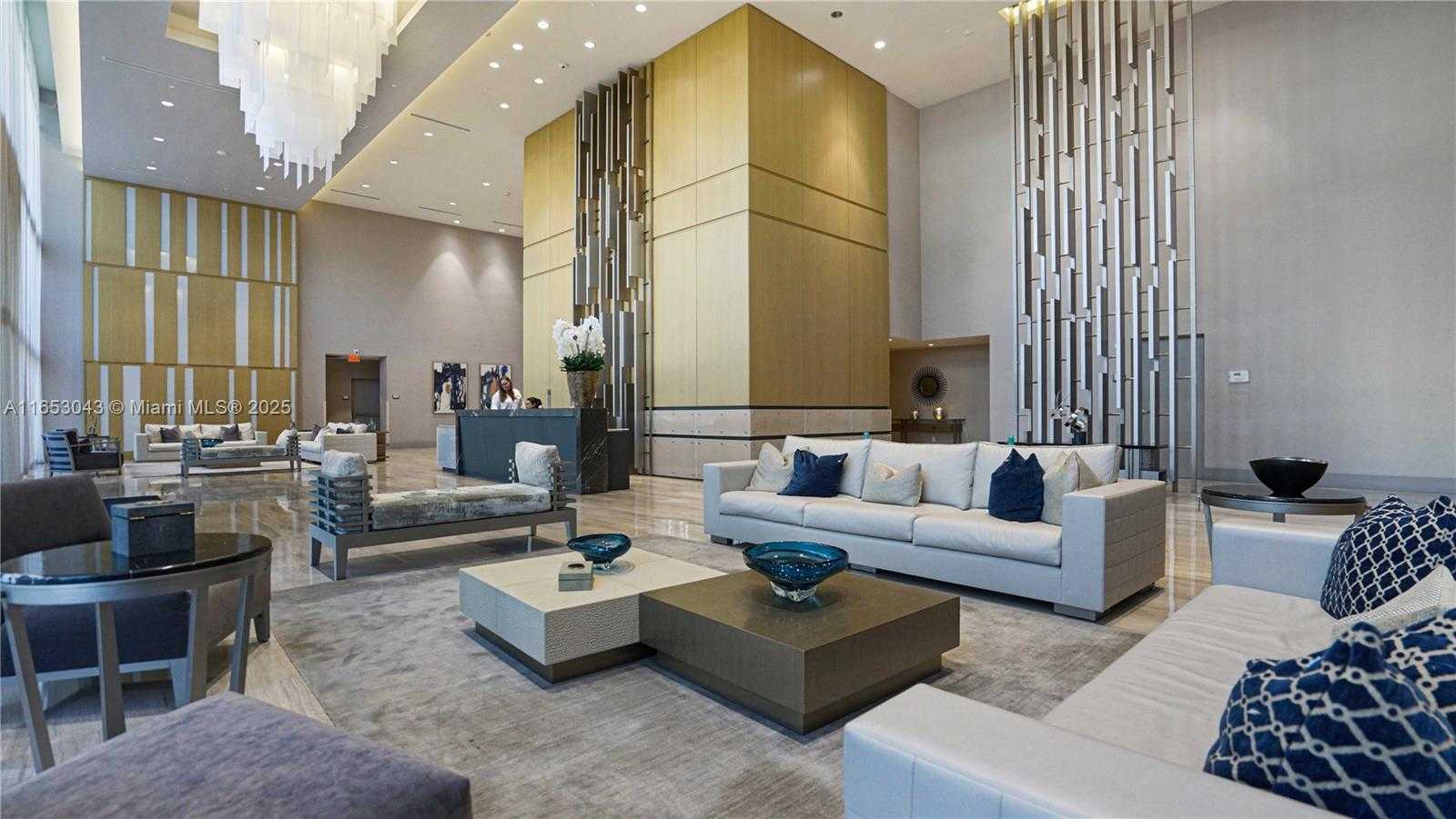 Small Image of 5300 PASEO BLVD #1611, Doral Number 25