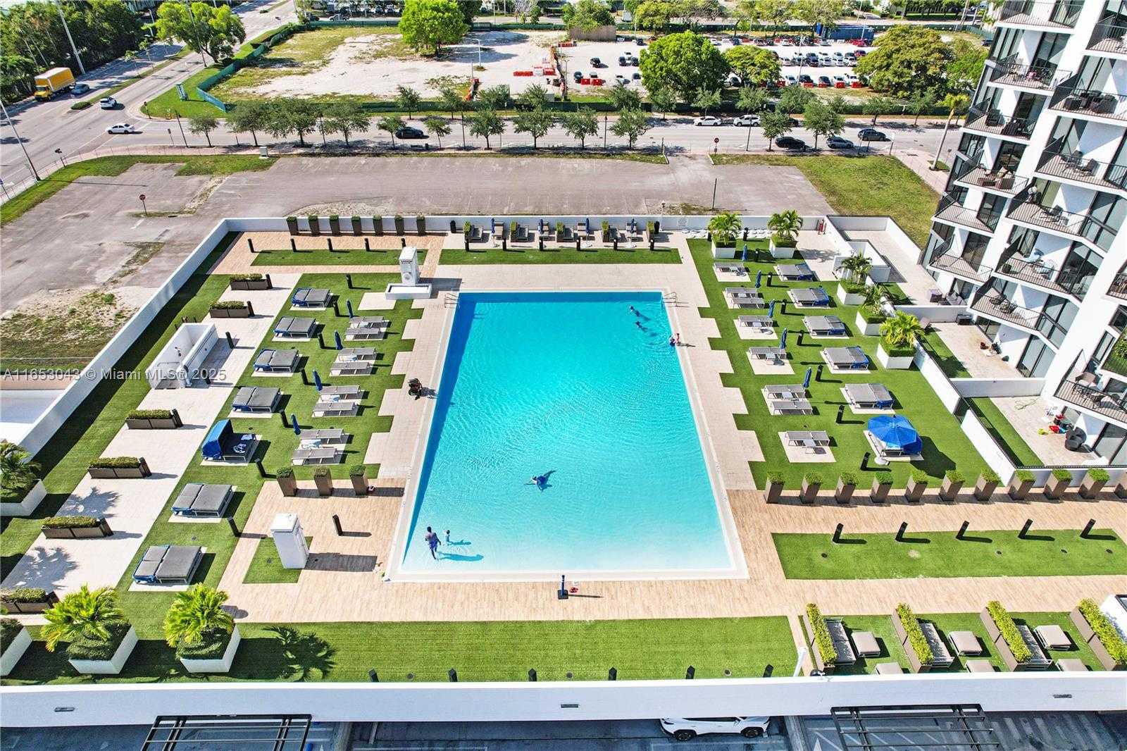 Small Image of 5300 PASEO BLVD #1611, Doral Number 28