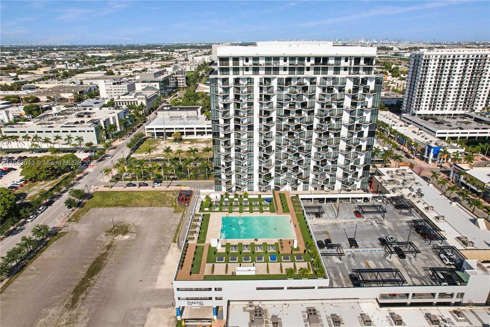 Small Image of 5300 PASEO BLVD #1611, Doral Number 29
