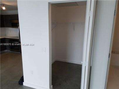 Small Image of 151 SOUTH EAST 1ST ST #2905, Miami Number 26