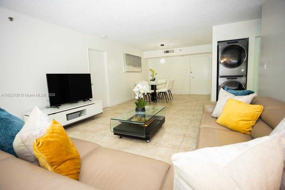 Small Image of 3300 NORTH EAST 192ND ST #214, Aventura Number 2