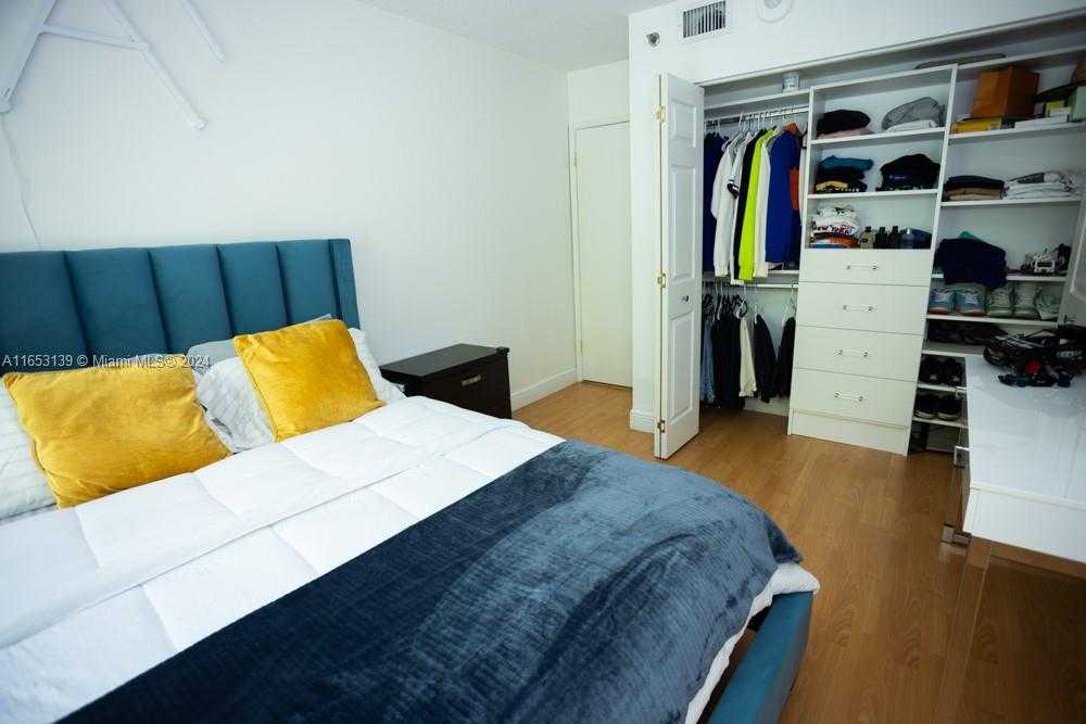 Small Image of 3300 NORTH EAST 192ND ST #214, Aventura Number 9