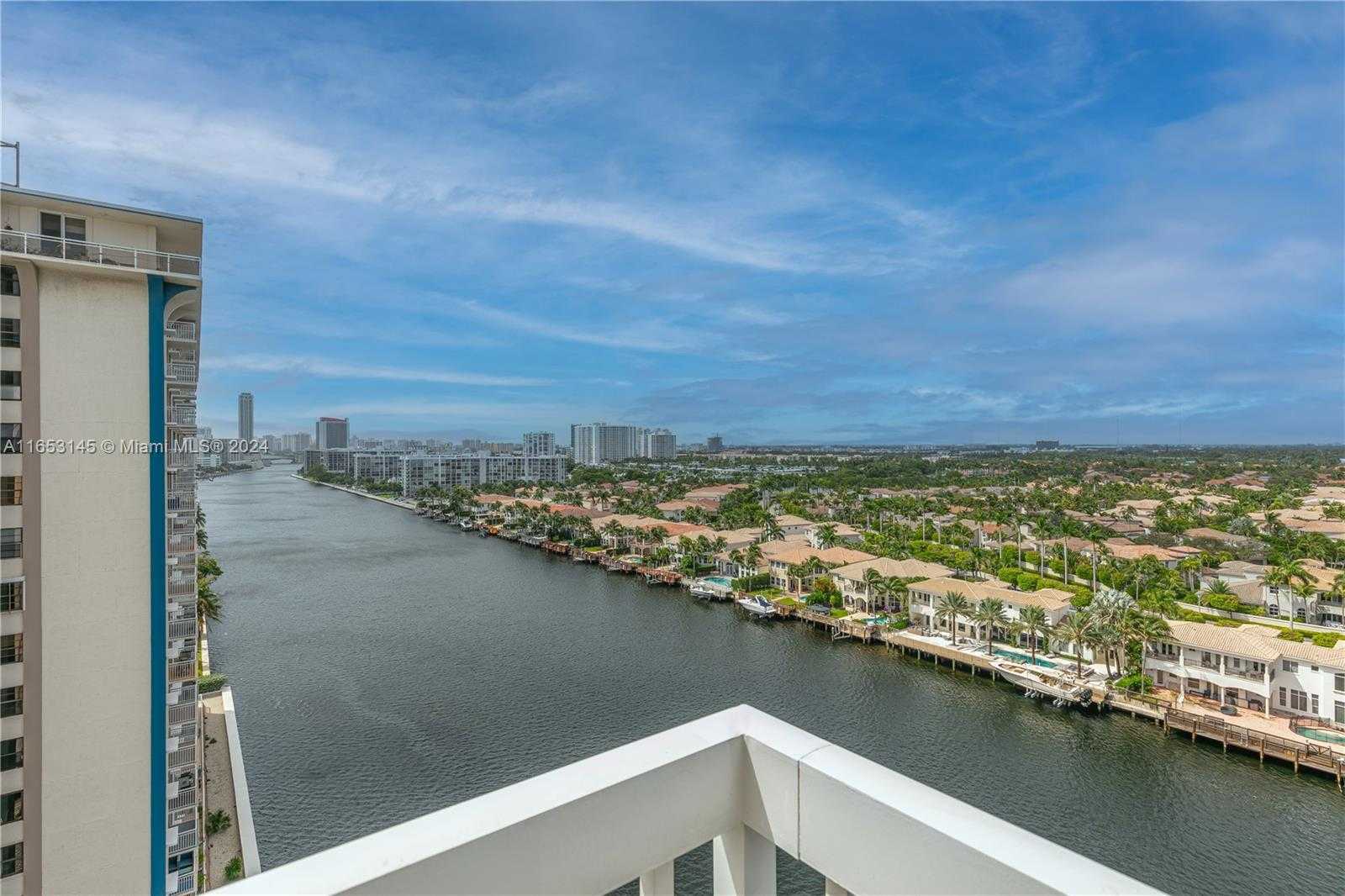 Small Image of 1500 SOUTH OCEAN DR #15A, Hollywood Number 5