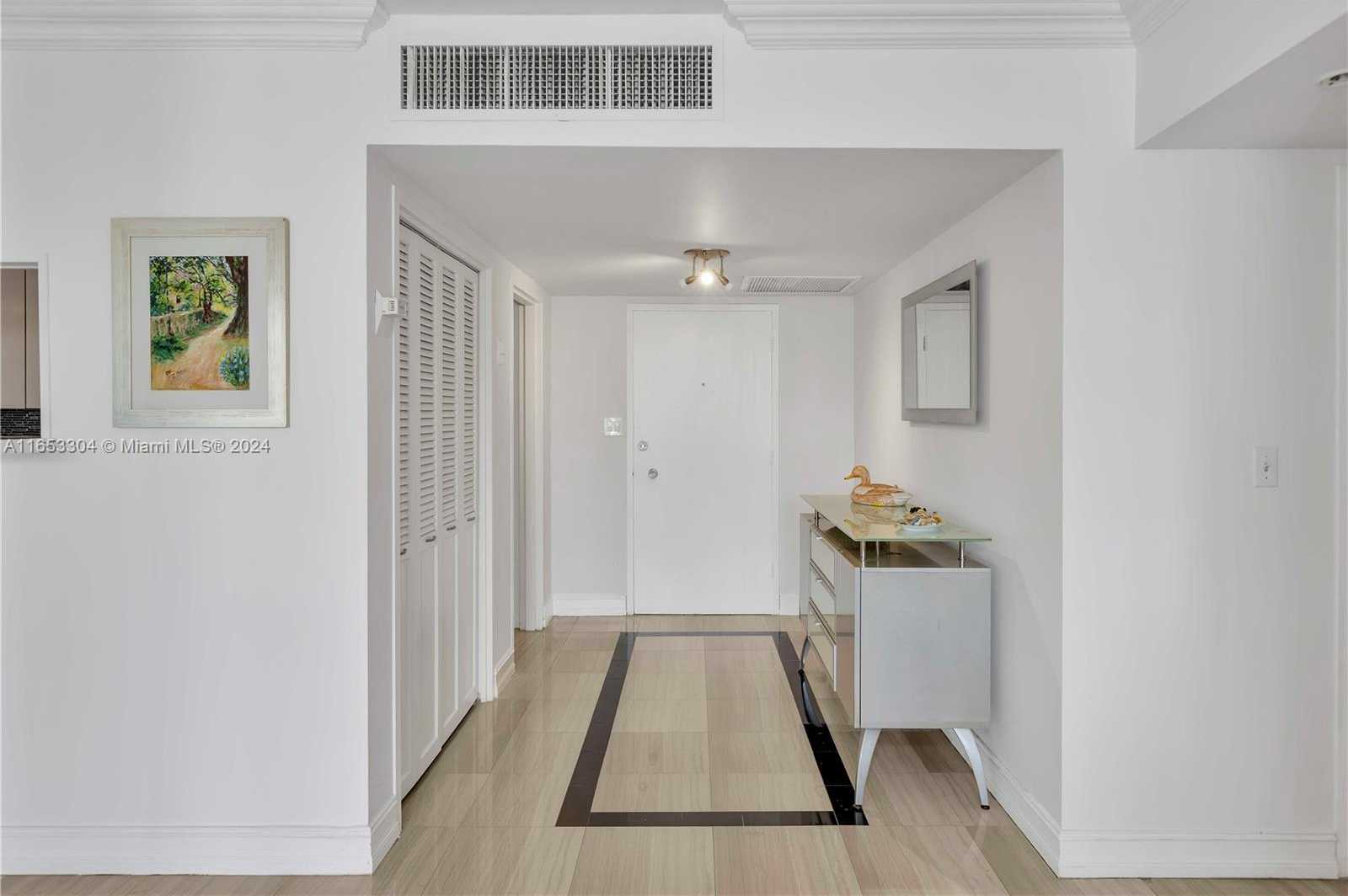 Small Image of 900 BAY DR #125, Miami Beach Number 13