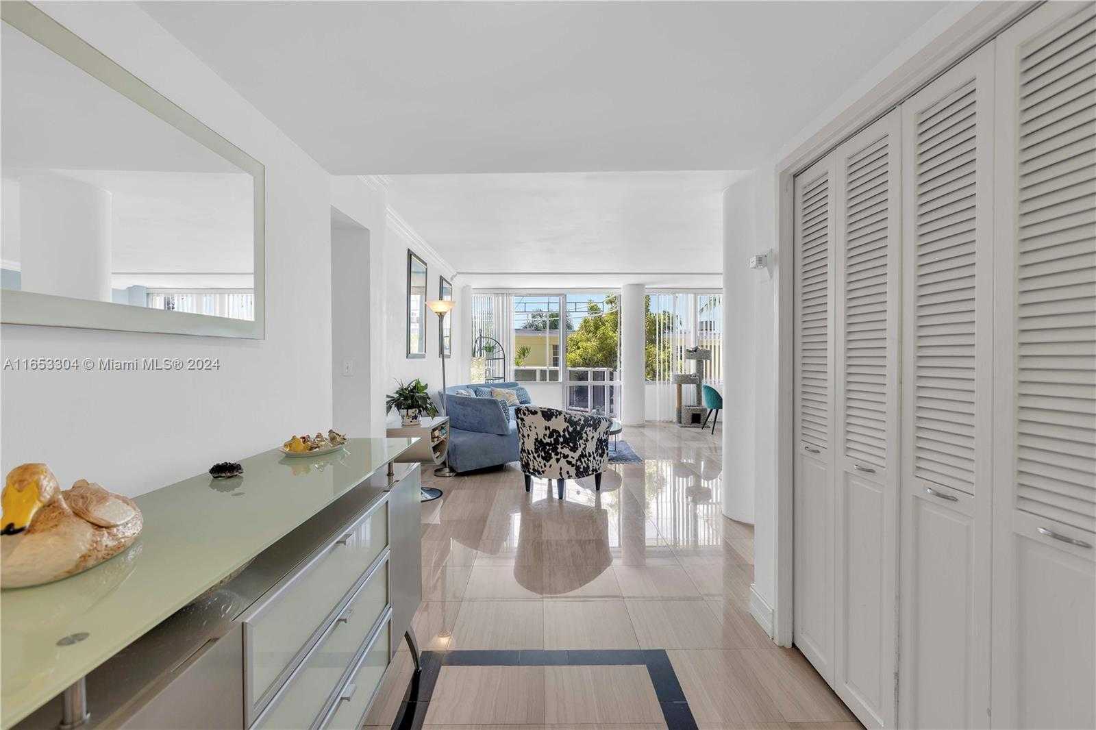 Small Image of 900 BAY DR #125, Miami Beach Number 8
