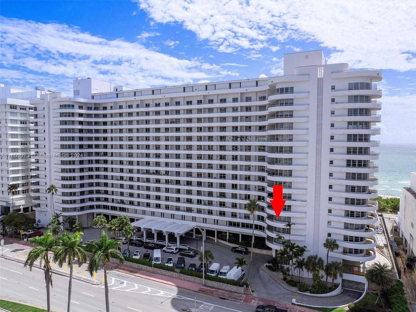 Small Image of 5555 COLLINS AVE #4S, Miami Beach Number 20