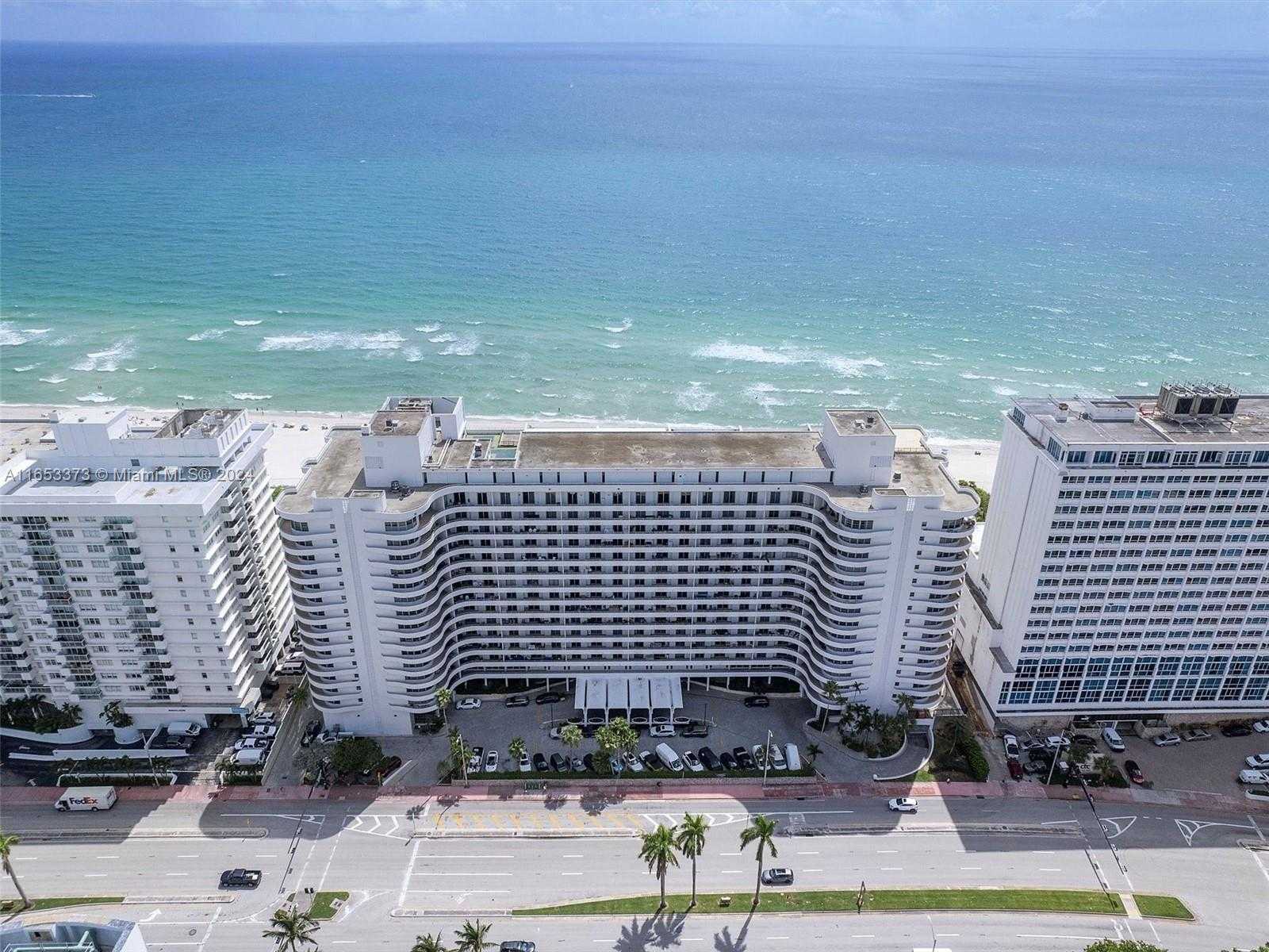 Small Image of 5555 COLLINS AVE #4S, Miami Beach Number 23
