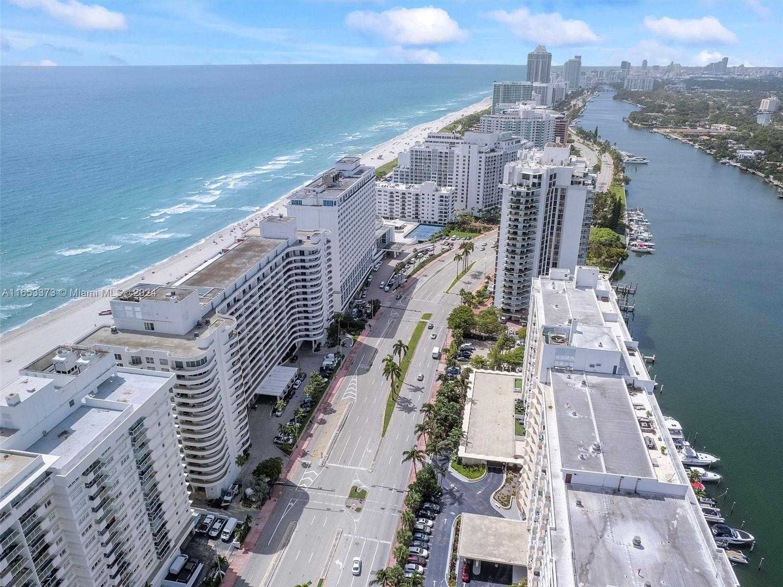 Small Image of 5555 COLLINS AVE #4S, Miami Beach Number 24