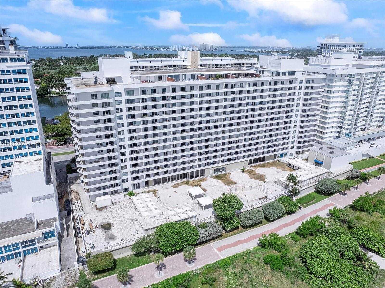Small Image of 5555 COLLINS AVE #4S, Miami Beach Number 28