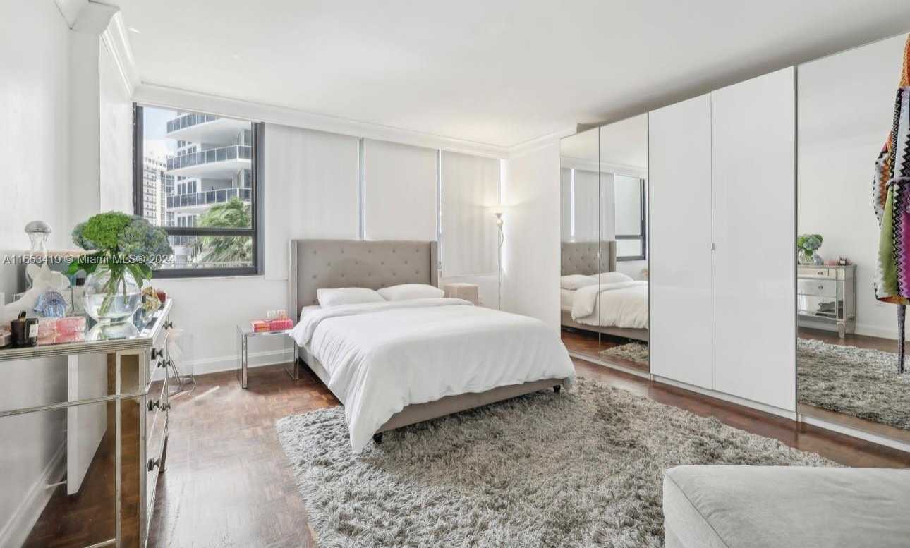 Small Image of 10205 COLLINS AVE #204, Bal Harbour Number 4