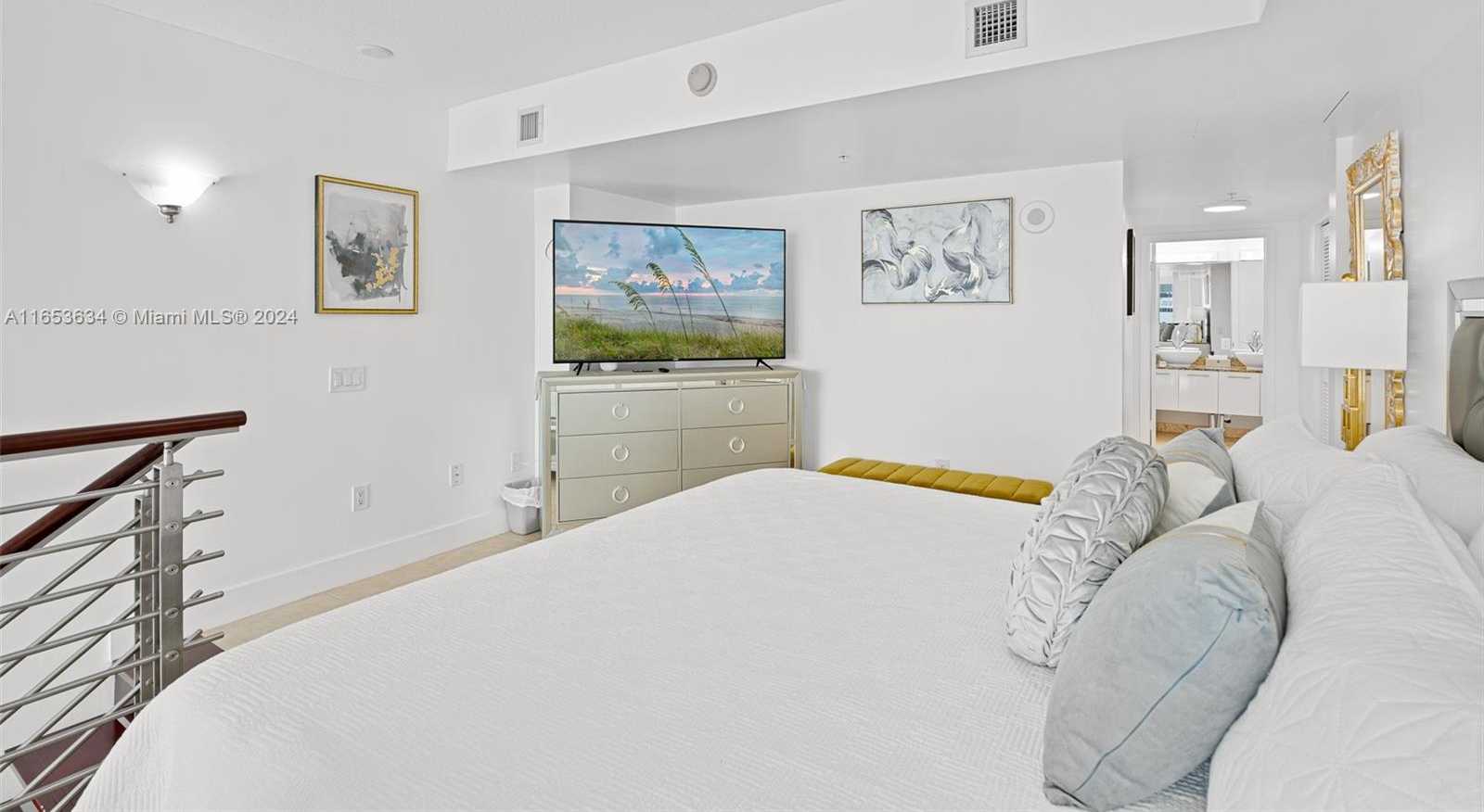 Small Image of 41 SOUTH EAST 5TH ST #2311, Miami Number 16