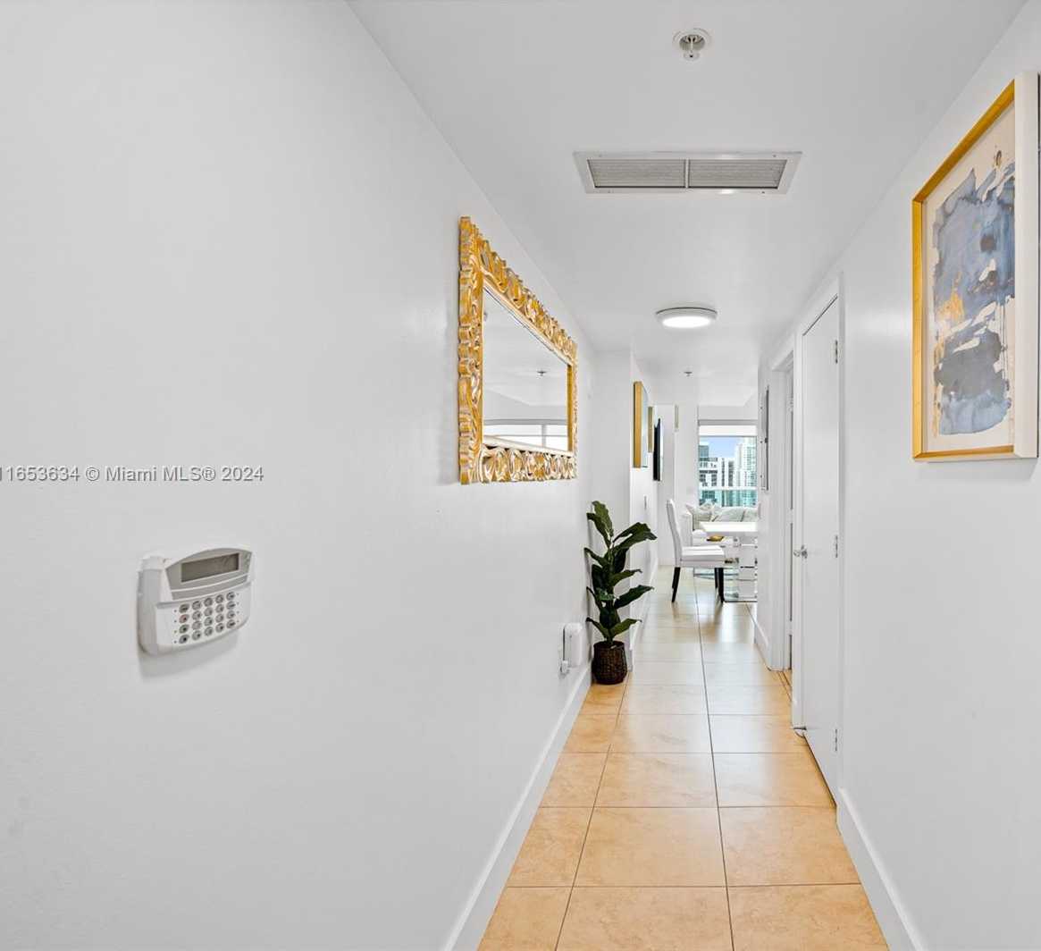 Small Image of 41 SOUTH EAST 5TH ST #2311, Miami Number 4