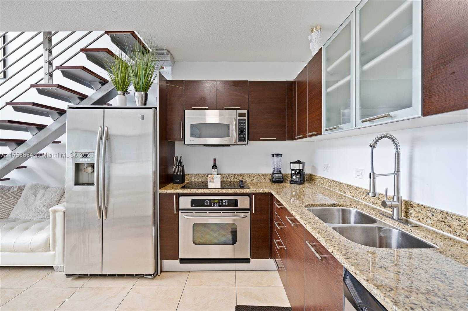 Small Image of 41 SOUTH EAST 5TH ST #2311, Miami Number 6