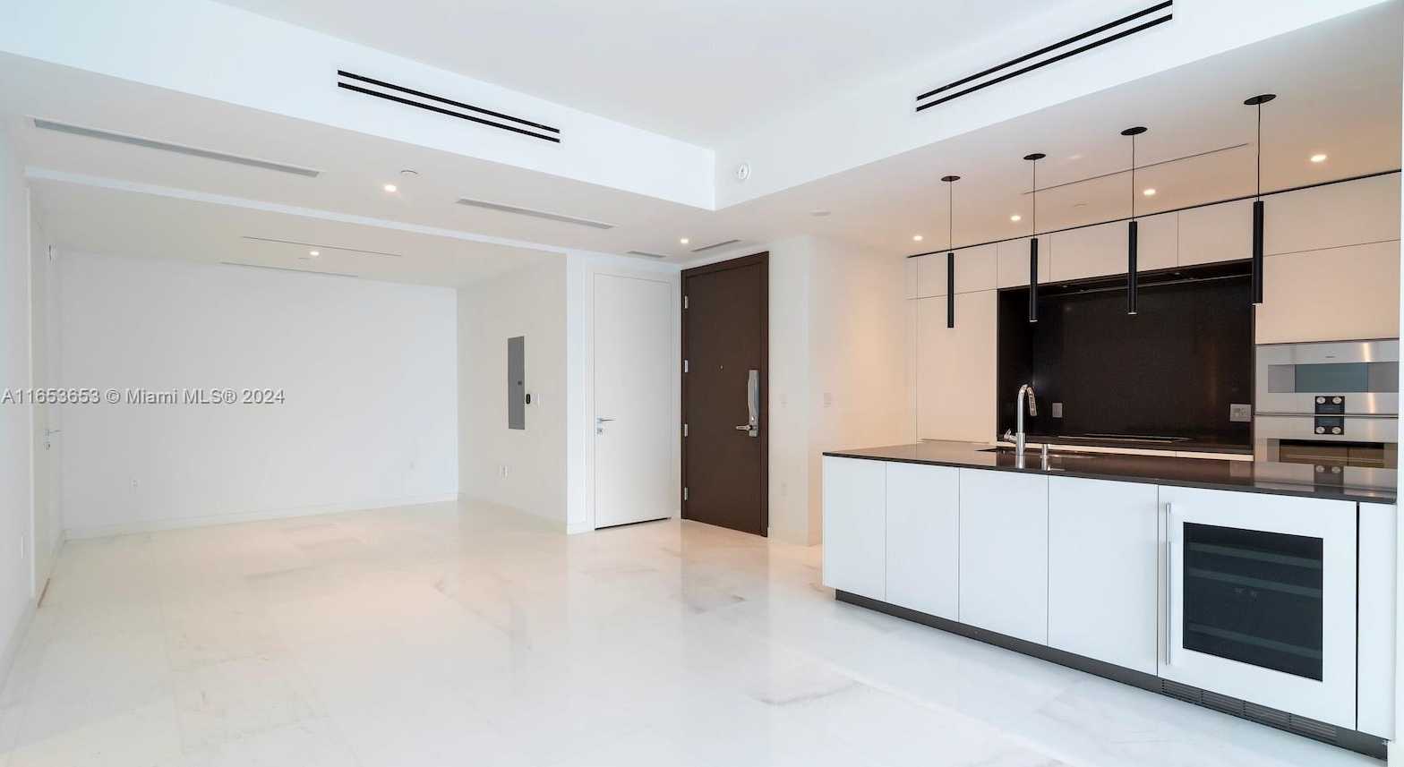 Small Image of 300 BISCAYNE BLVD WAY #902, Miami Number 10