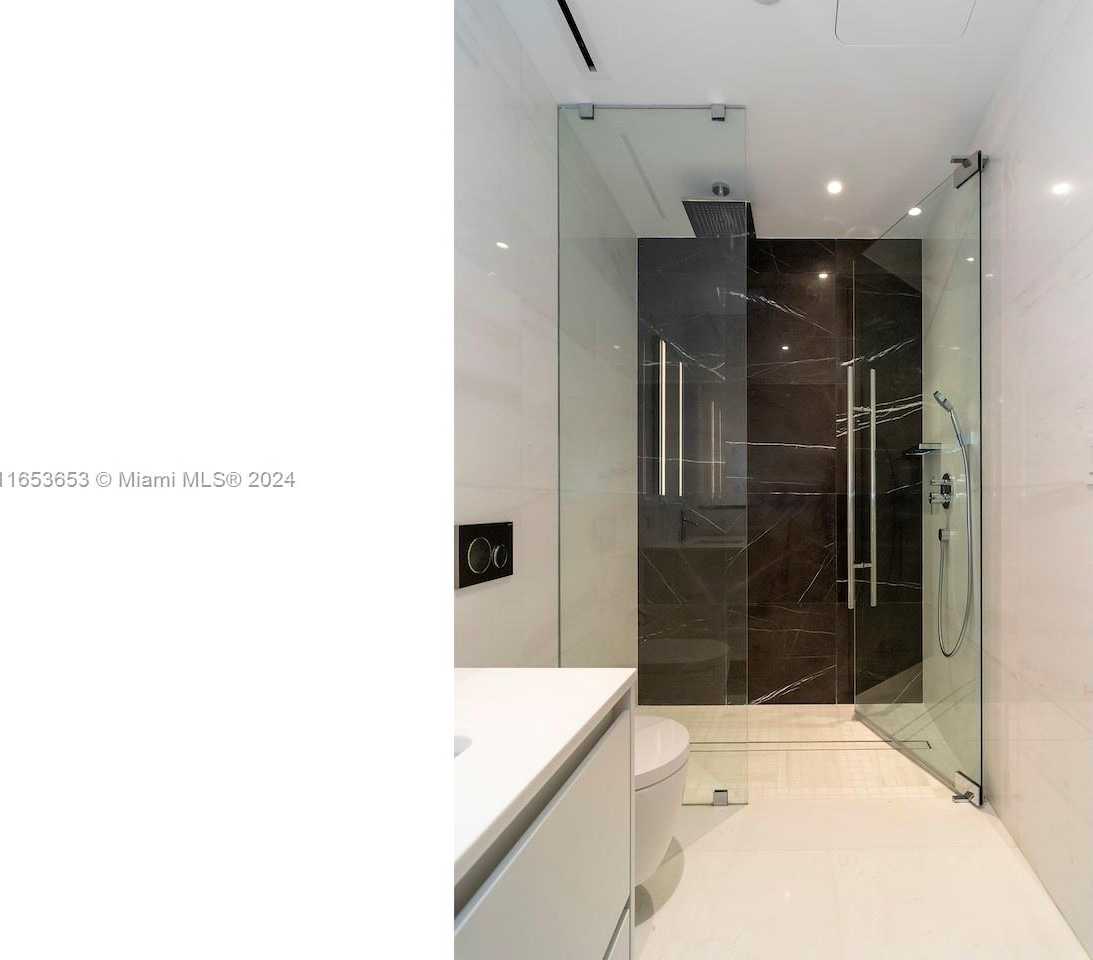 Small Image of 300 BISCAYNE BLVD WAY #902, Miami Number 29