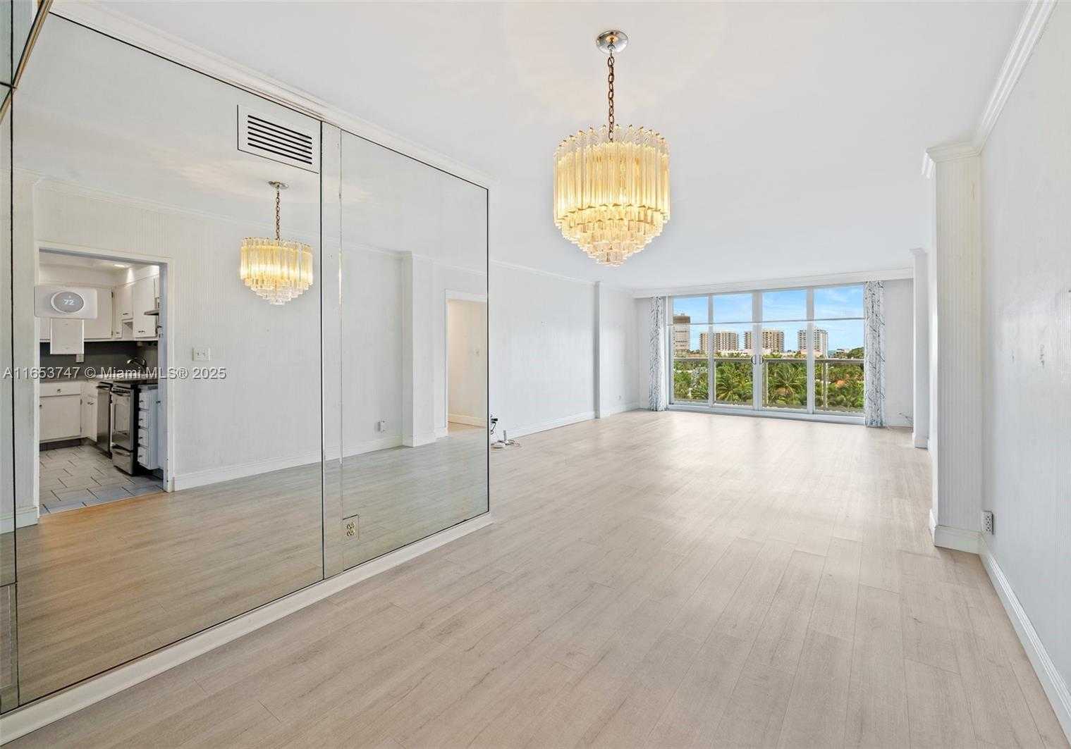 Small Image of 9381 EAST BAY HARBOR DR #603S, Bay Harbor Islands Number 11