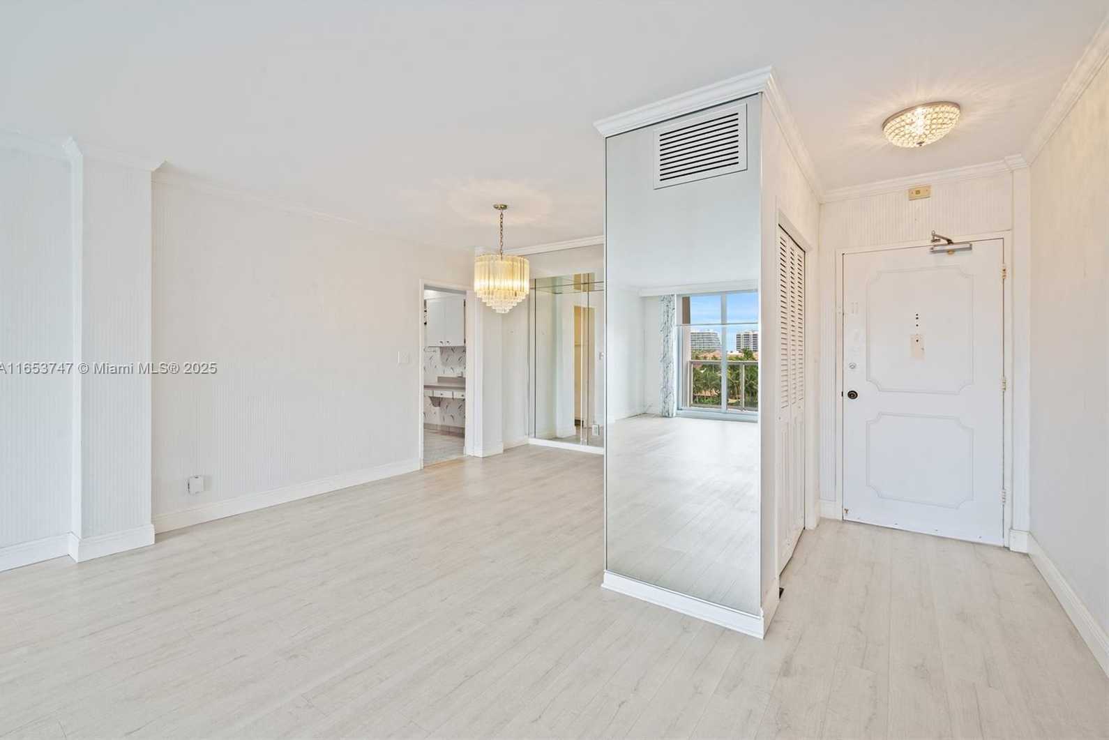 Small Image of 9381 EAST BAY HARBOR DR #603S, Bay Harbor Islands Number 12