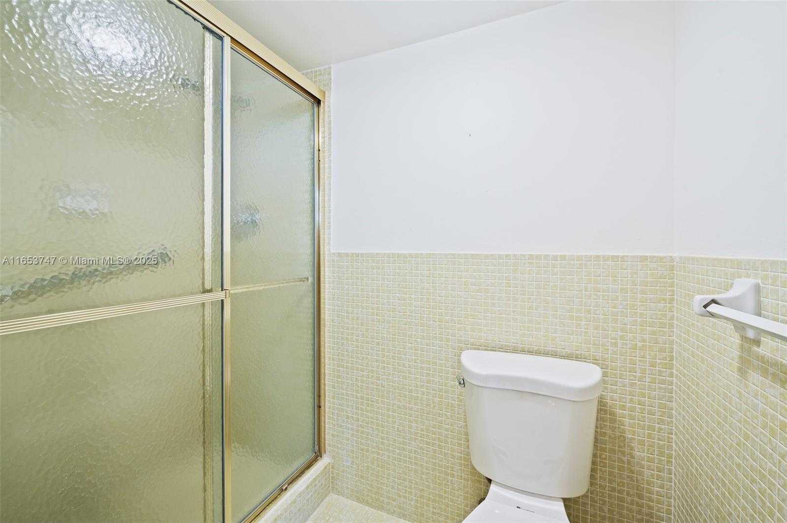 Small Image of 9381 EAST BAY HARBOR DR #603S, Bay Harbor Islands Number 24