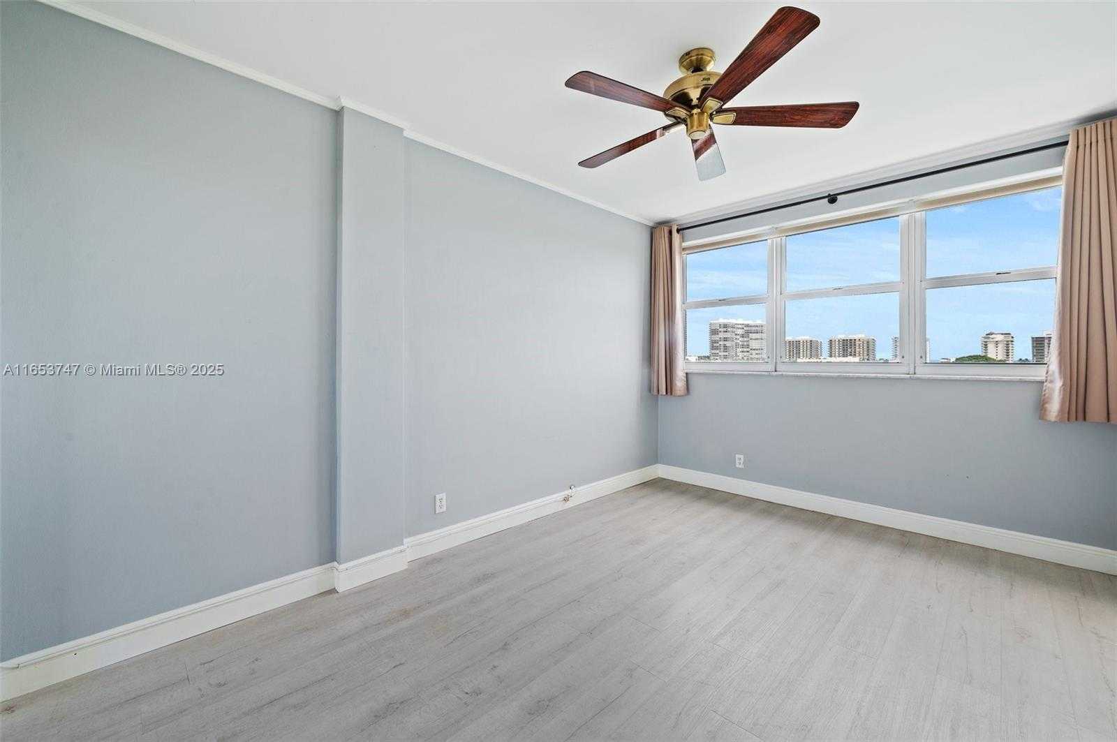 Small Image of 9381 EAST BAY HARBOR DR #603S, Bay Harbor Islands Number 26