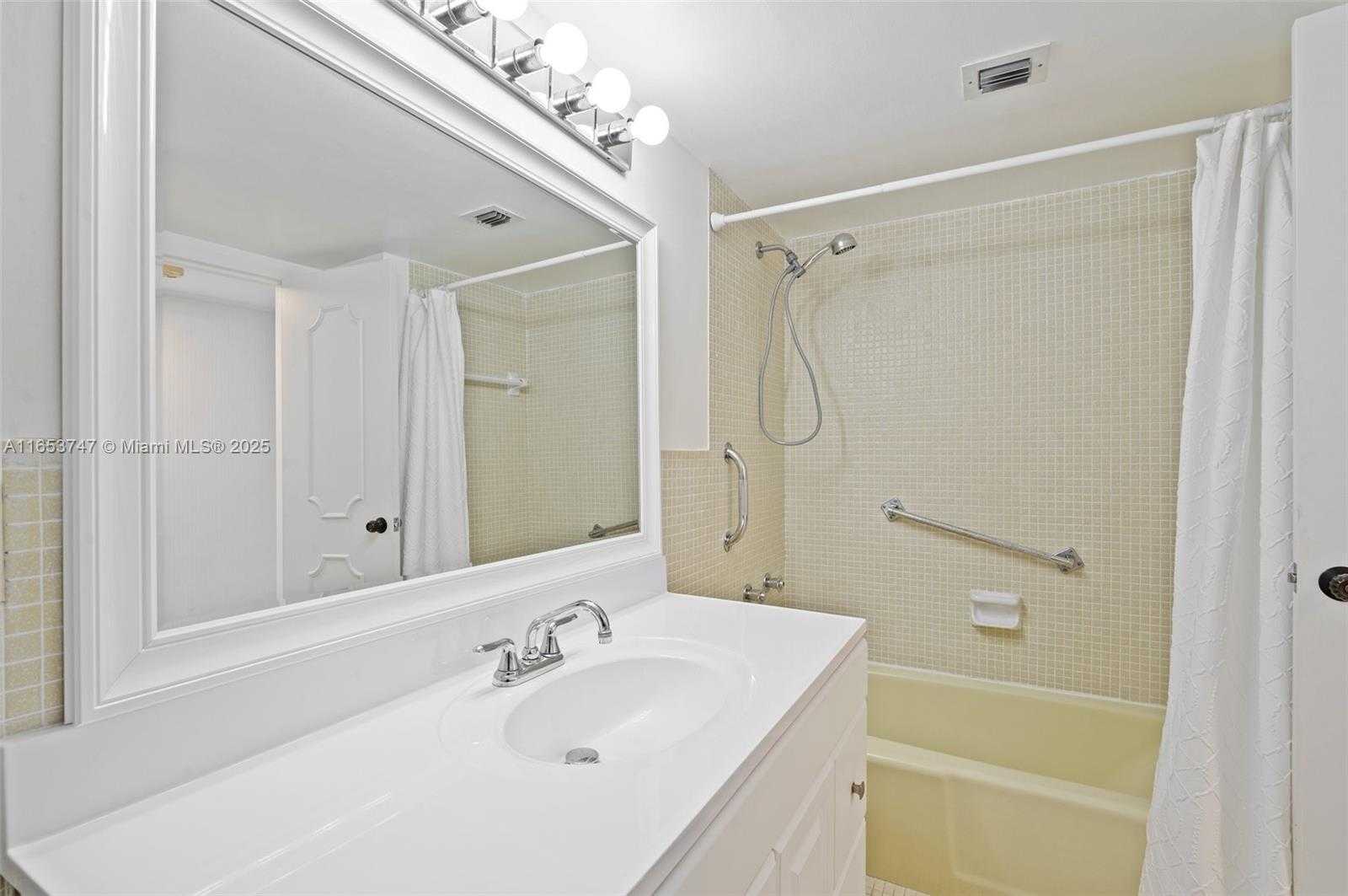 Small Image of 9381 EAST BAY HARBOR DR #603S, Bay Harbor Islands Number 28