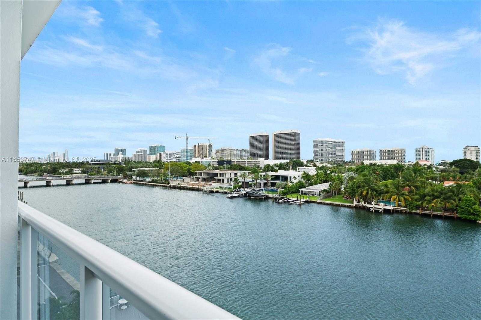 Small Image of 9381 EAST BAY HARBOR DR #603S, Bay Harbor Islands Number 4