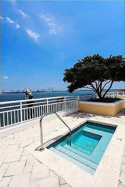 Small Image of 808 BRICKELL KEY DR #2005, Miami Number 25