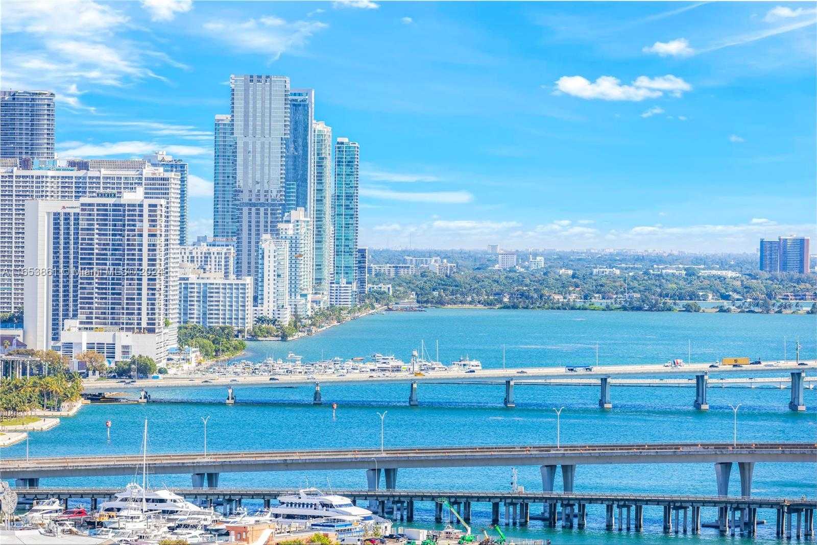 Small Image of 808 BRICKELL KEY DR #2005, Miami Number 4